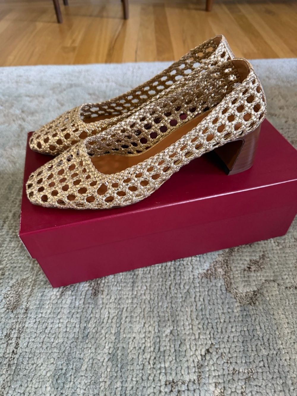 Rivecour Numero 528 in Golden Cracked leather - Block Heel Pumps - Women's